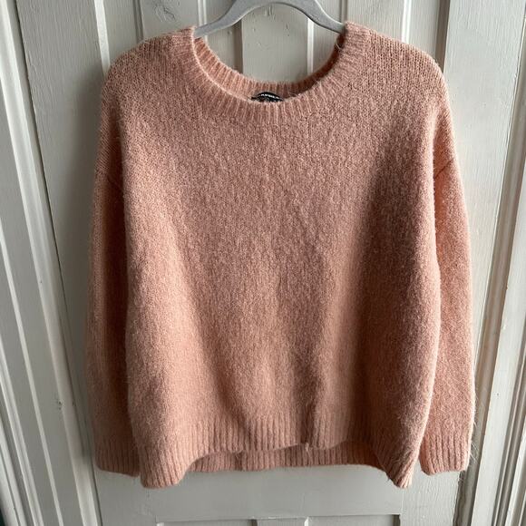 Express Crew Neck Sweater Peach - Picture 2 of 8